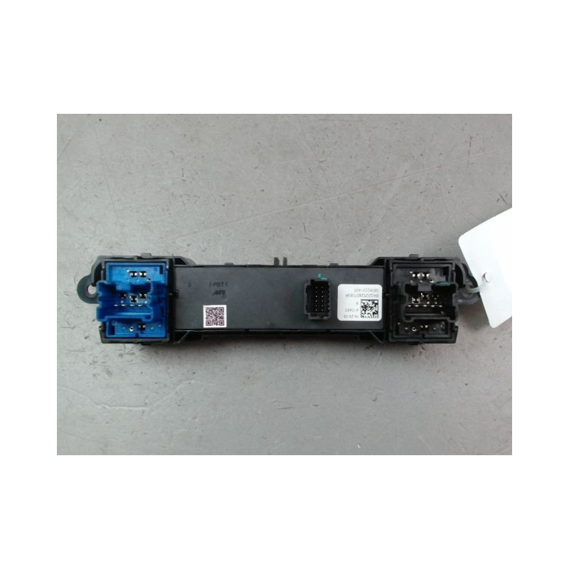 BOUTON DE WARNING DACIA SPRING
