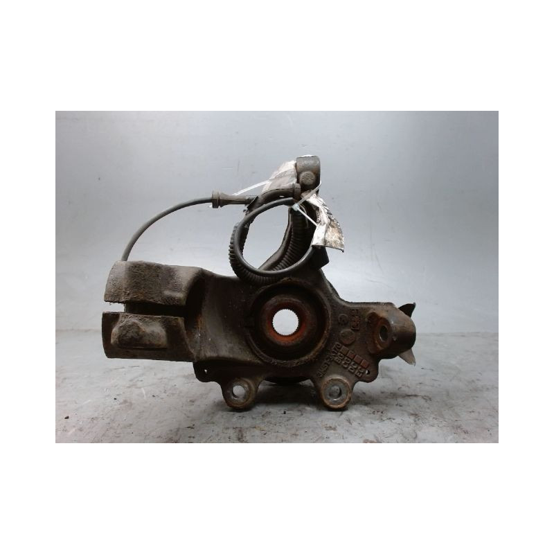 PIVOT AVANT DROIT FORD FOCUS