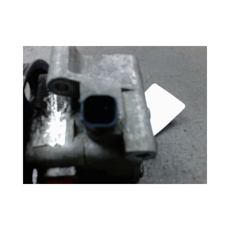 POMPE DIRECTION ASSISTEE FORD FOCUS