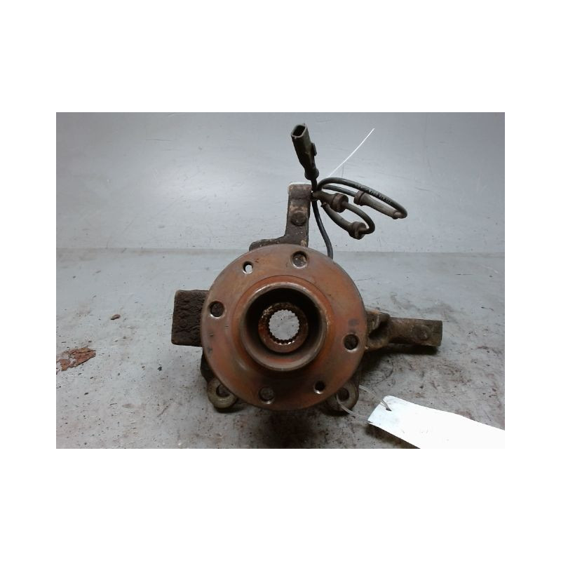 PIVOT AVANT DROIT RENAULT CLIO III 2005-