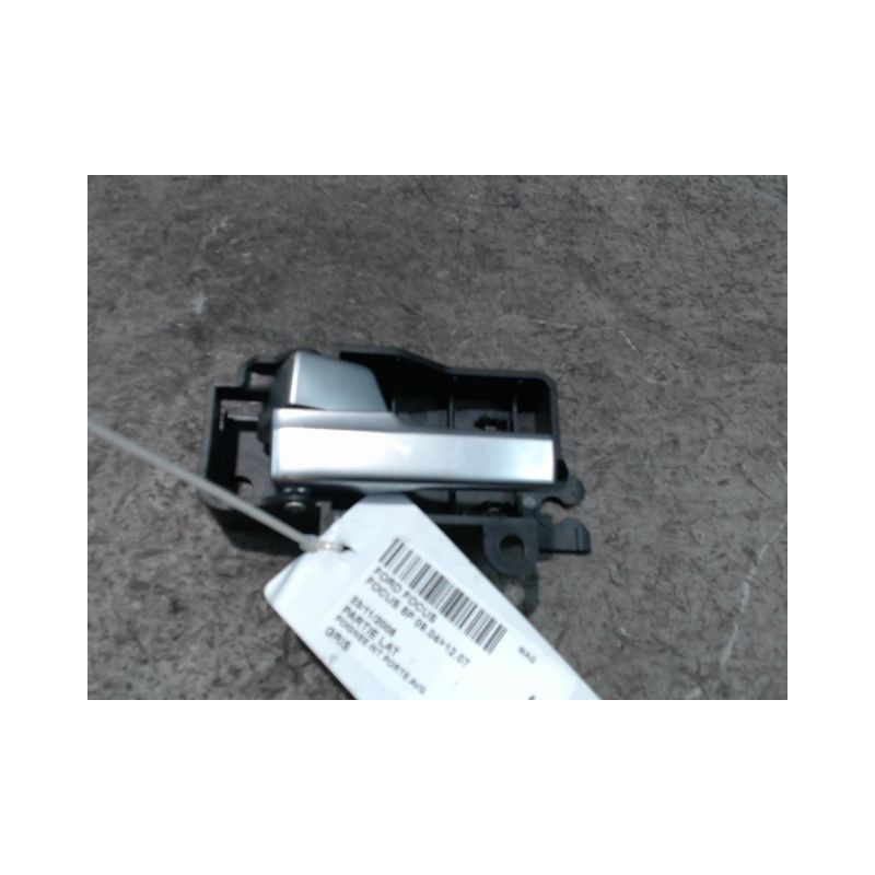 POIGNEE INTERIEURE PORTE AVANT GAUCHE FORD FOCUS 04-07