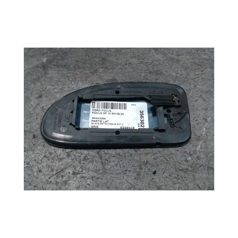 GLACE RETROVISEUR EXT D FORD FOCUS 98-04