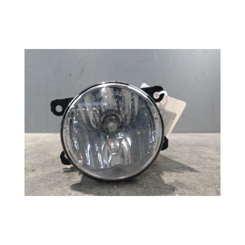PHARE ANTIBROUILLARD AVANT DROIT RENAULT CLIO IV