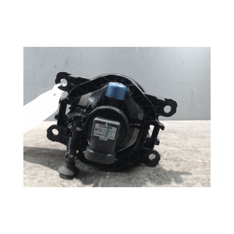PHARE ANTIBROUILLARD AVANT DROIT RENAULT CLIO IV