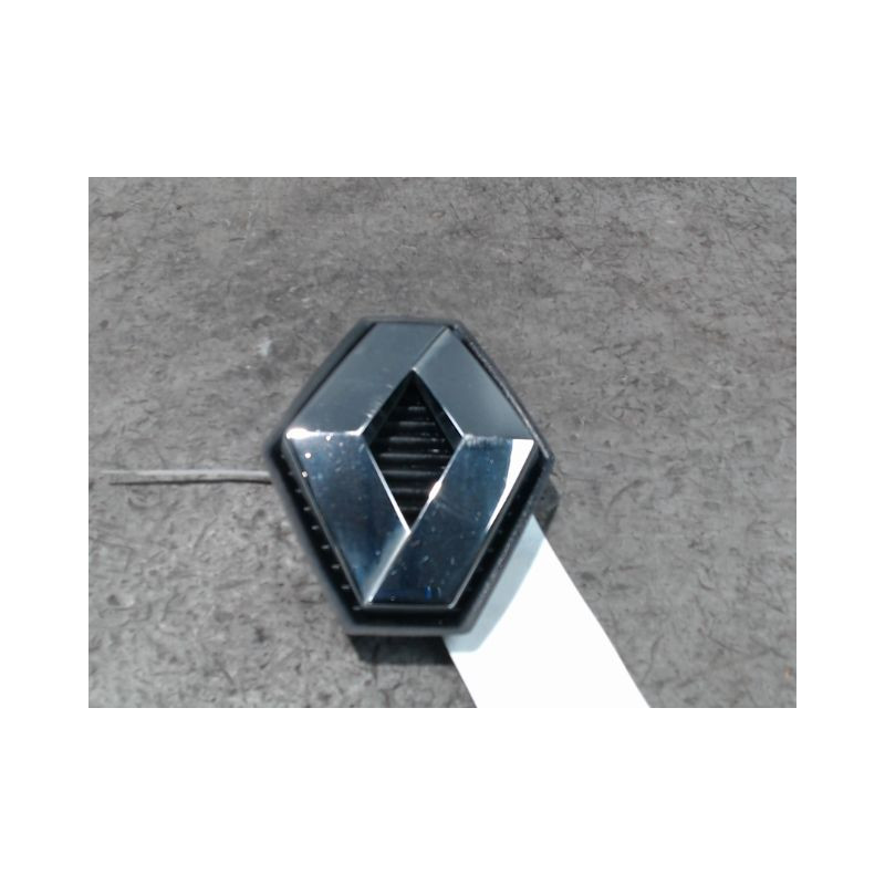 SIGLE CALANDRE RENAULT SCENIC II PH1 02-06