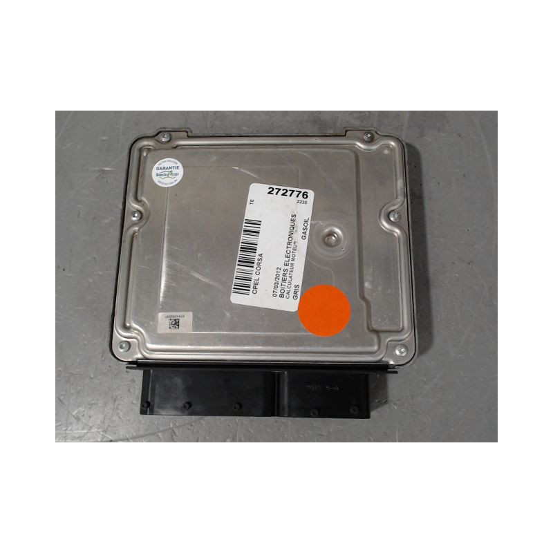 CALCULATEUR MOTEUR OPEL CORSA