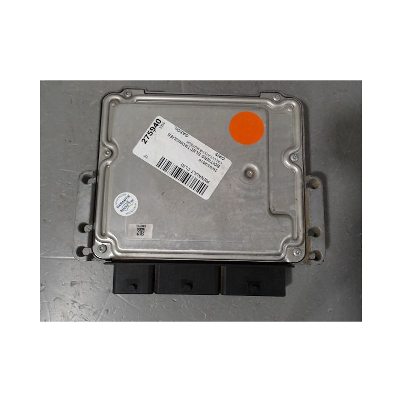 CALCULATEUR MOTEUR RENAULT CLIO