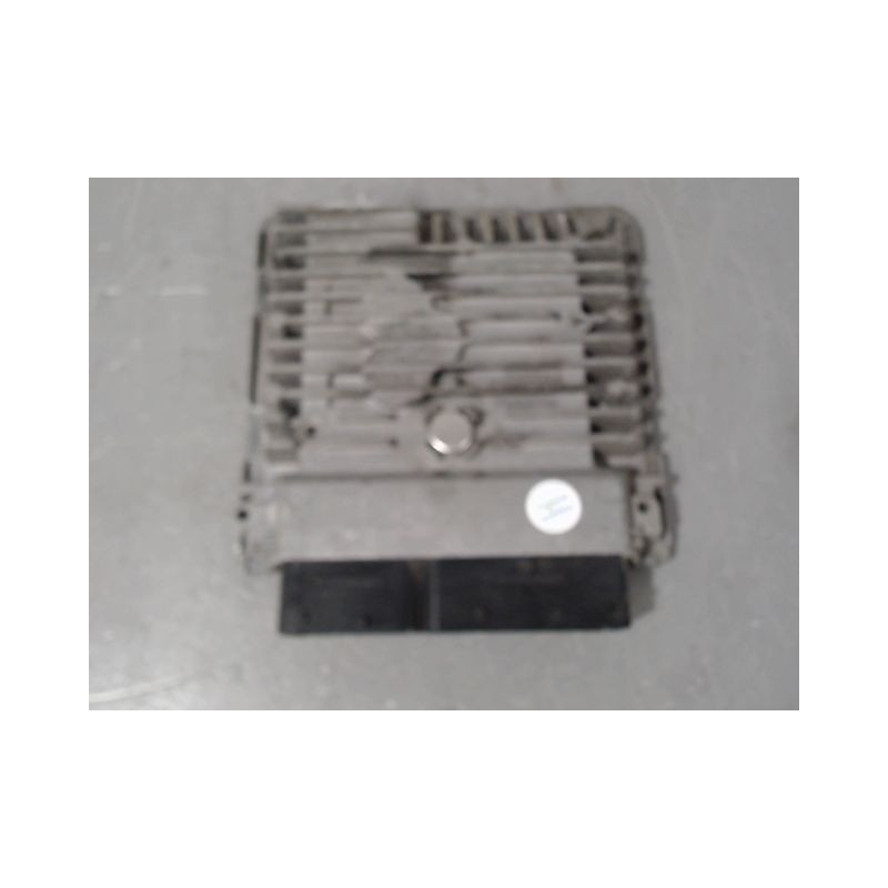 CALCULATEUR MOTEUR AUDI A1