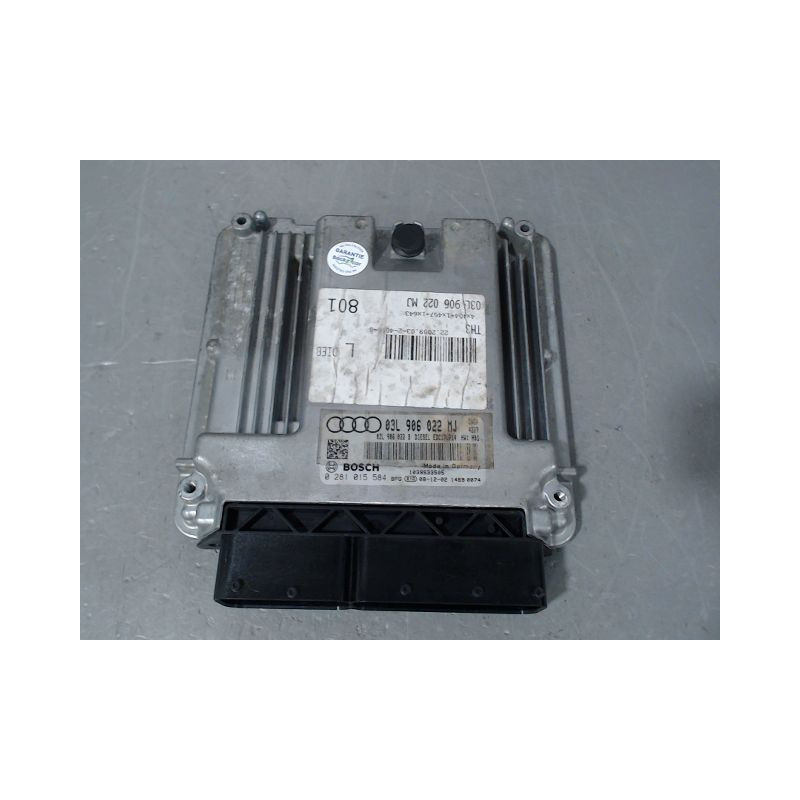 CALCULATEUR MOTEUR AUDI A4