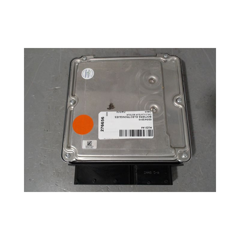 CALCULATEUR MOTEUR AUDI A4