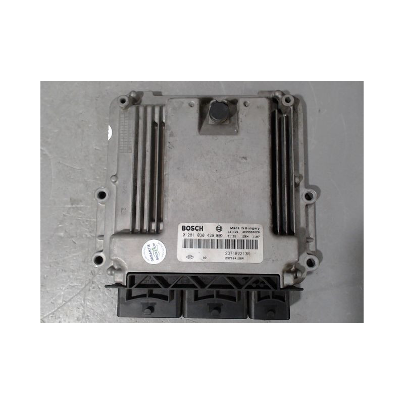 CALCULATEUR MOTEUR DACIA DUSTER