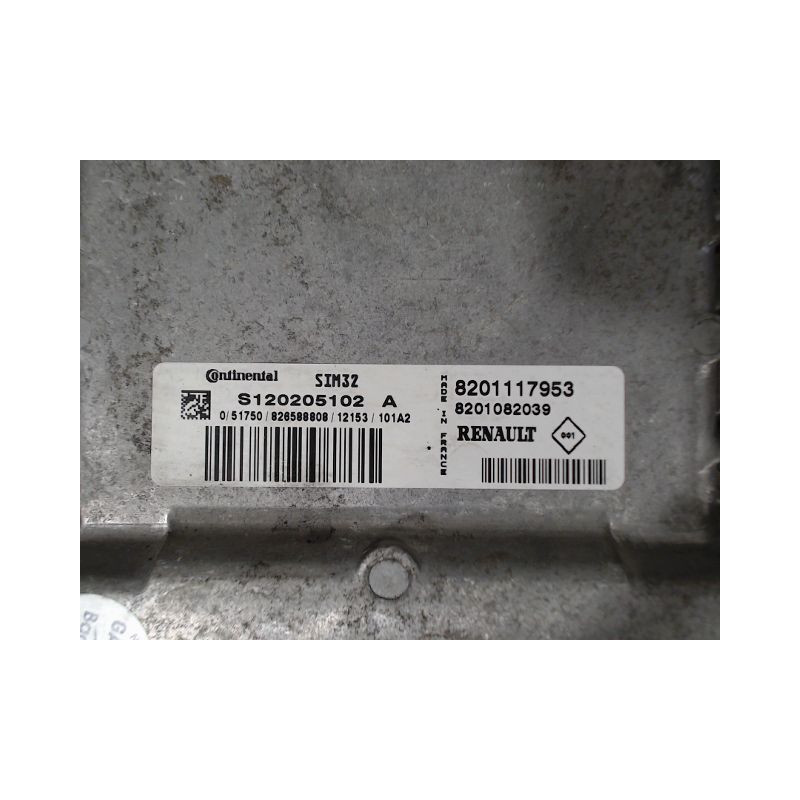 CALCULATEUR MOTEUR RENAULT CLIO