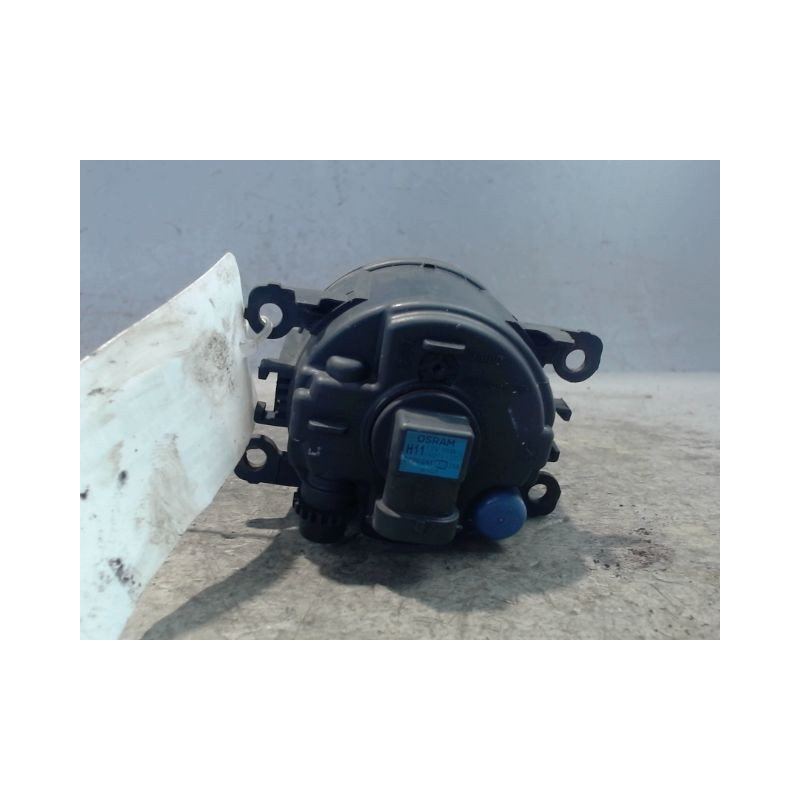 PHARE ANTIBROUILLARD AVANT DROIT FORD FIESTA 2010-
