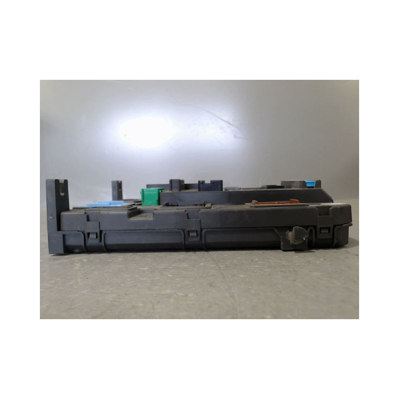 BOITIER GESTION HABITACLE PEUGEOT 208