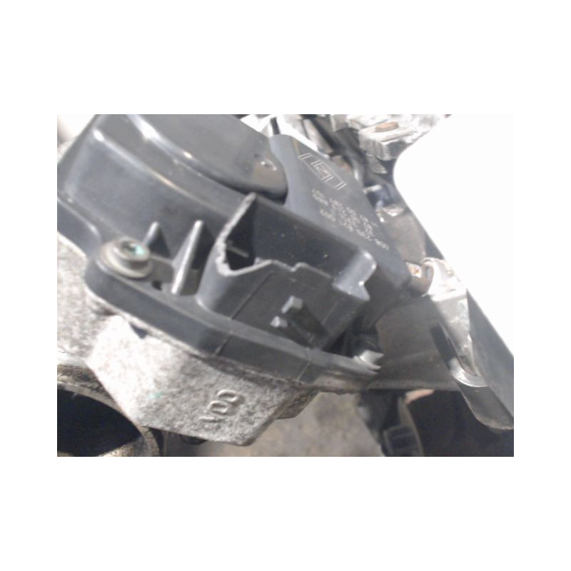 MOTEUR ESSENCE RENAULT VELSATIS 2.0 16V Turbo 