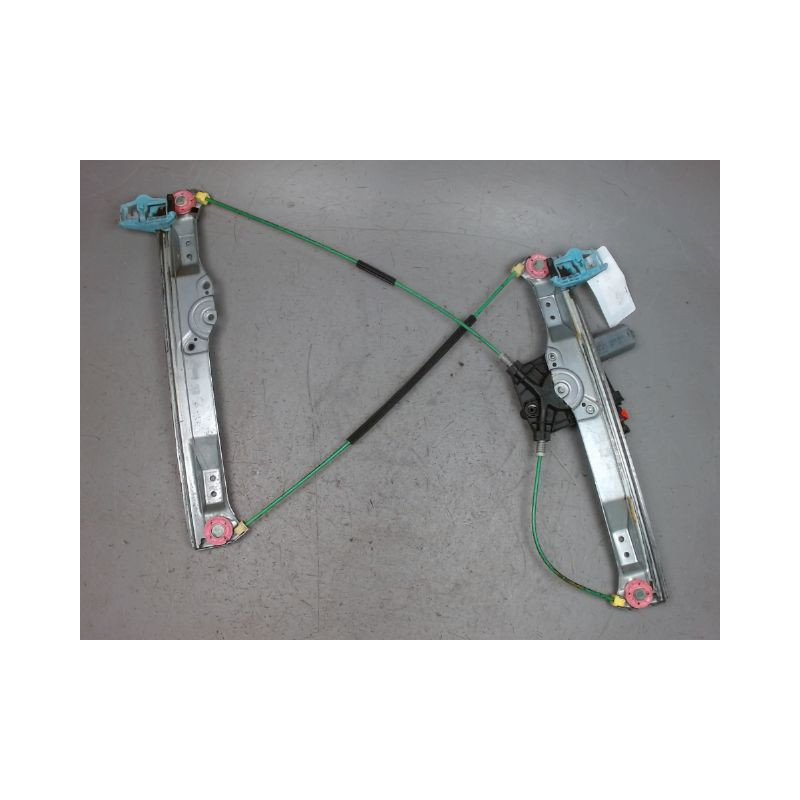 MECANISME+MOTEUR LEVE-GLACE AVANT DROIT OPEL CORSA