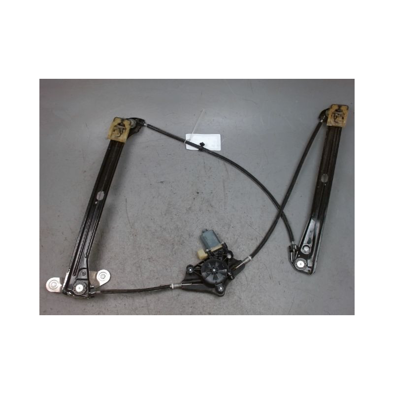MECANISME+MOTEUR LEVE-GLACE AVANT GAUCHE VOLKSWAGEN GOLF VII