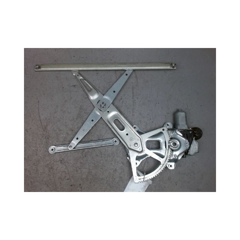 MECANISME+MOTEUR LEVE-GLACE AVANT DROIT TOYOTA PRIUS