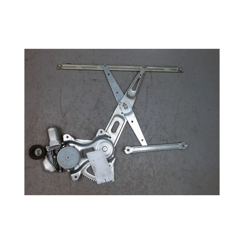 MECANISME+MOTEUR LEVE-GLACE AVANT DROIT TOYOTA PRIUS