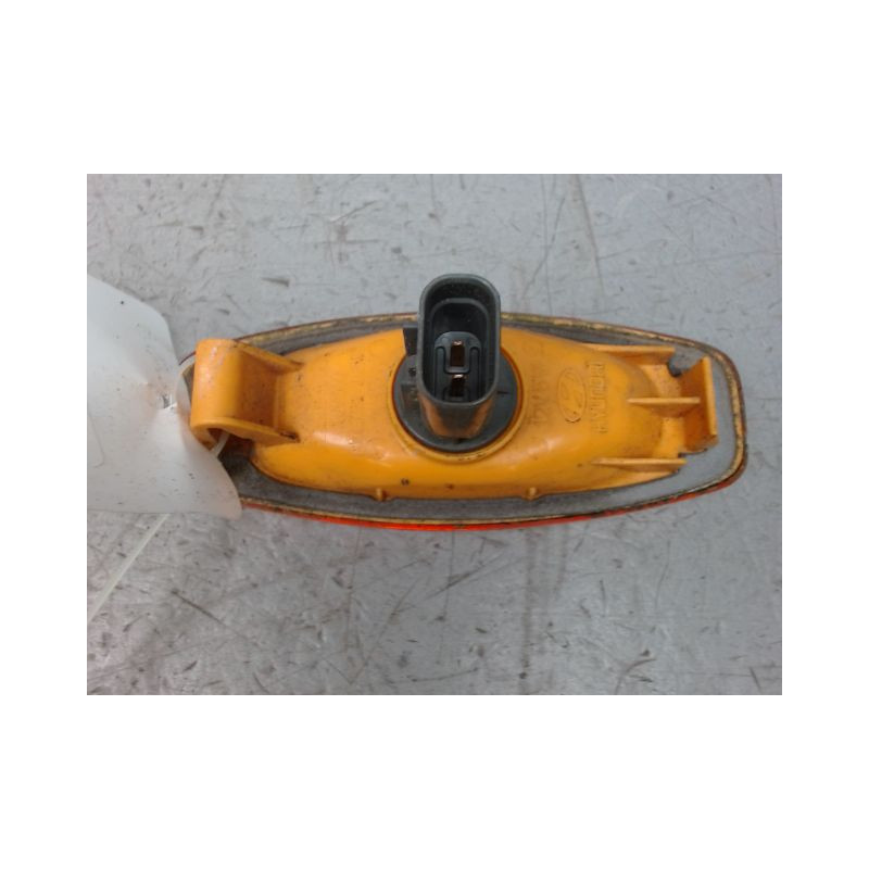 REPETITEUR AILE GAUCHE HYUNDAI SANTA FE 4X4 -00