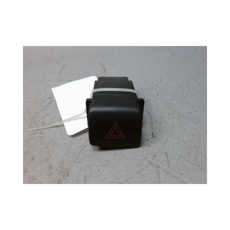 BOUTON DE WARNING HYUNDAI SANTA FE 4X4 -00