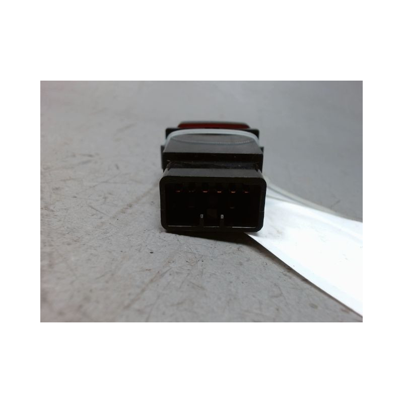 BOUTON DE WARNING HYUNDAI SANTA FE 4X4 -00
