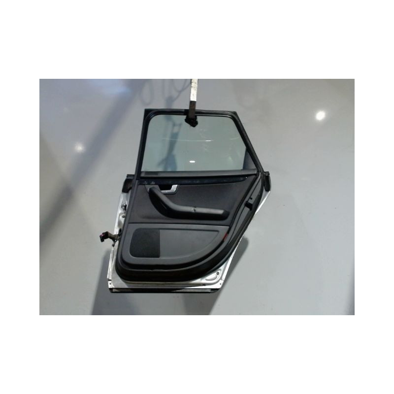 PORTE ARRIERE DROIT AUDI A4 AVANT 01-04
