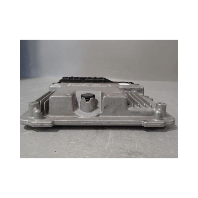 CALCULATEUR MOTEUR PEUGEOT 208 Phase 1 2012-...