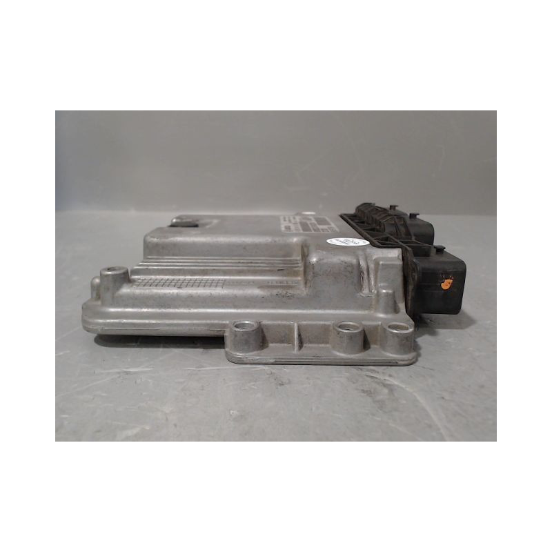 CALCULATEUR MOTEUR PEUGEOT 208 Phase 1 2012-...