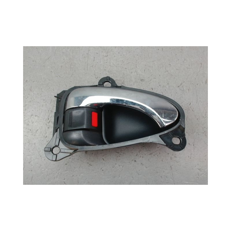 POIGNEE INTERIEURE PORTE AVANT DROIT TOYOTA RAV4 BREAK III PHASE 3 2010-2013