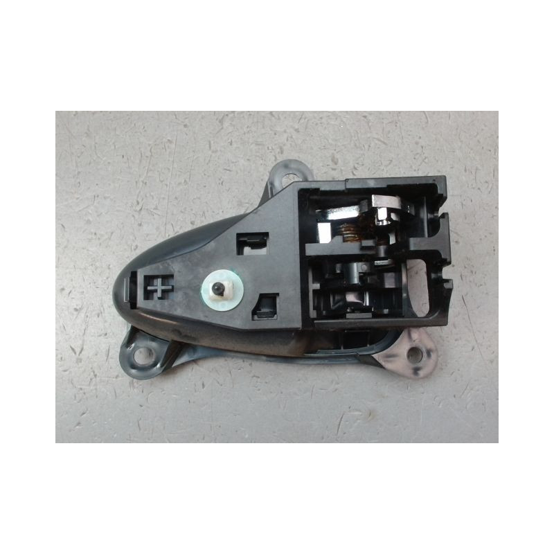 POIGNEE INTERIEURE PORTE AVANT DROIT TOYOTA RAV4 BREAK III PHASE 3 2010-2013