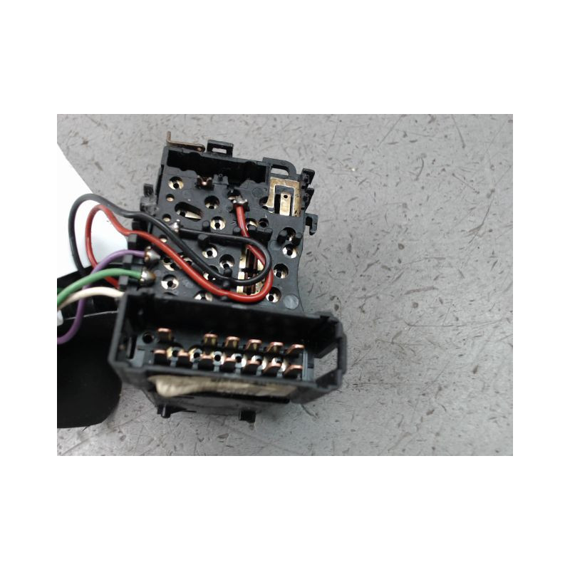 COMMANDE ECLAIRAGE DACIA DUSTER BREAK Phase 1 2010-2013