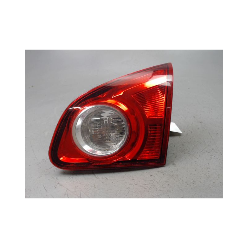 FEU ARRIERE INTERIEUR DROIT NISSAN QASHQAI BREAK I Phase 1 2007-2010