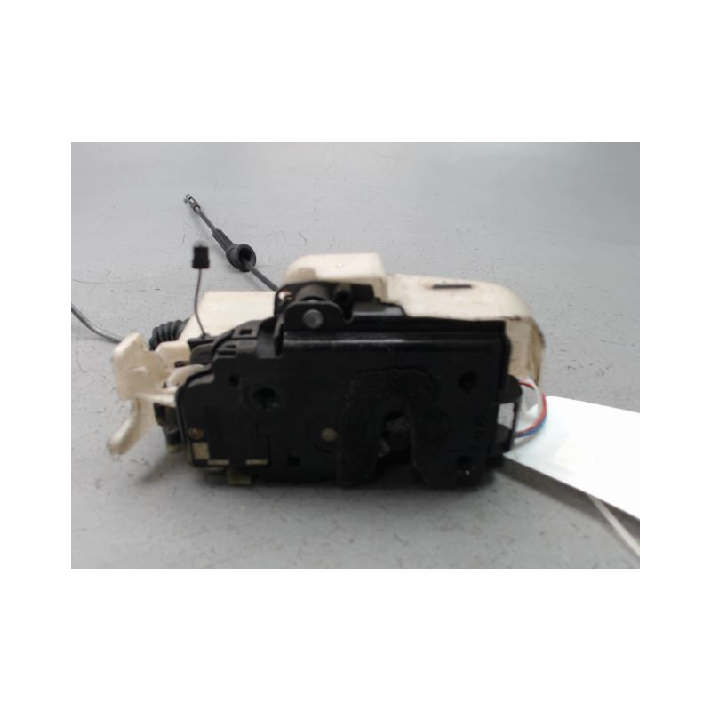 SYSTEME CONDAMNATION AVANT DROIT VOLKSWAGEN POLO IV Phase 2 (9N) 2005-2009