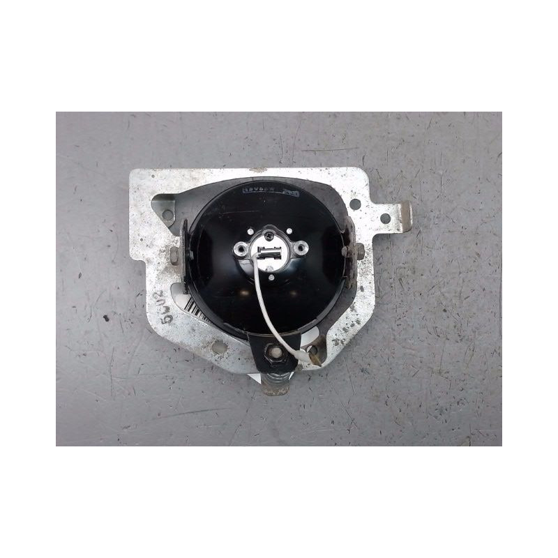 PHARE ANTIBROUILLARD AVANT GAUCHE SUZUKI GRAND VITARA BREAK I 1998-2005