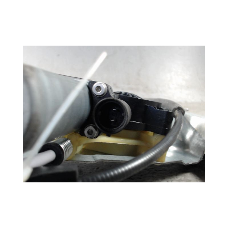 MECANISME+MOTEUR LEVE-GLACE AVANT DROIT RENAULT KANGOO