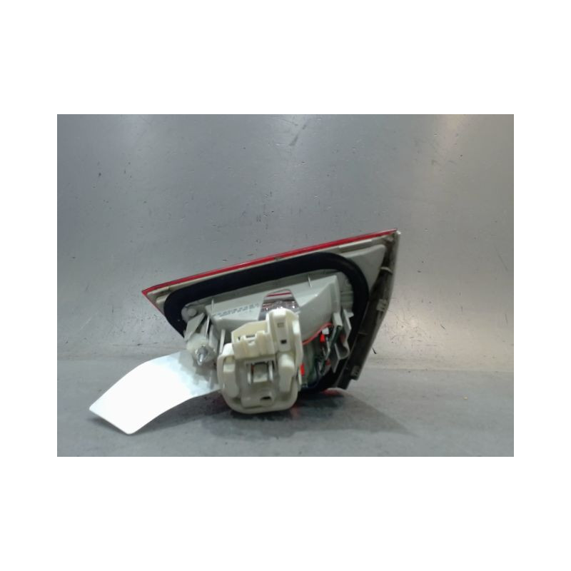 FEU ARRIERE INTERIEUR GAUCHE B.M.W. SERIE 3