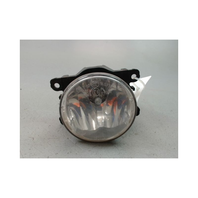 PHARE ANTIBROUILLARD AVANT DROIT SMART FORFOUR II (453) 2014-...