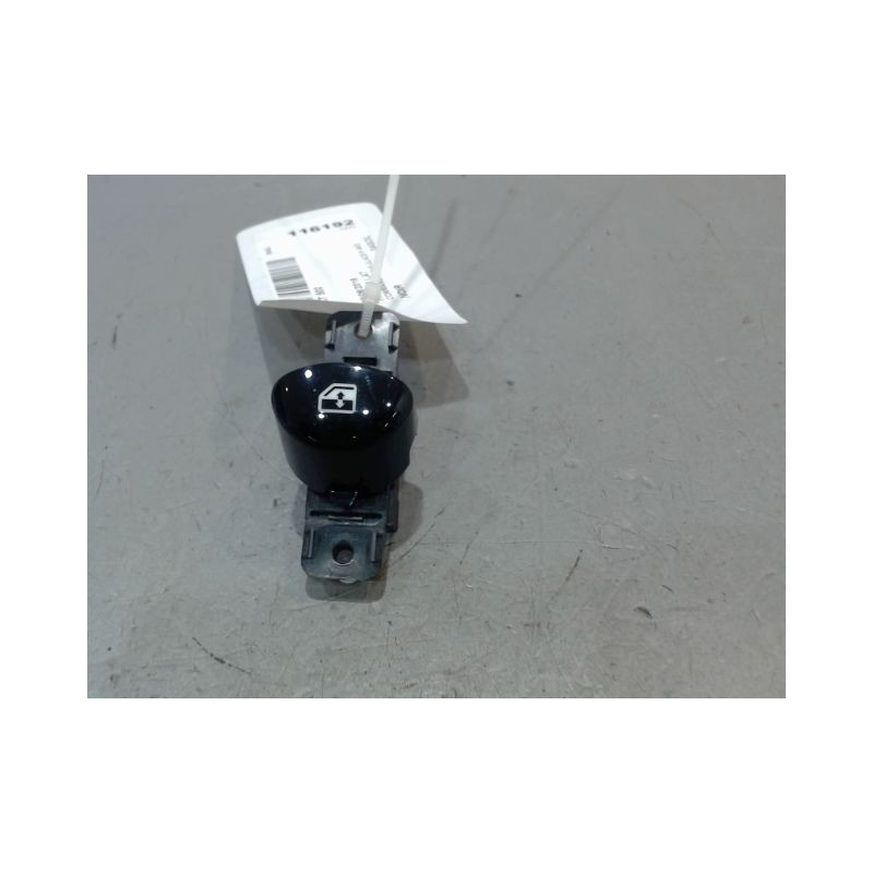 COMMANDE LEVE-GLACE PORTE AVD FIAT 500