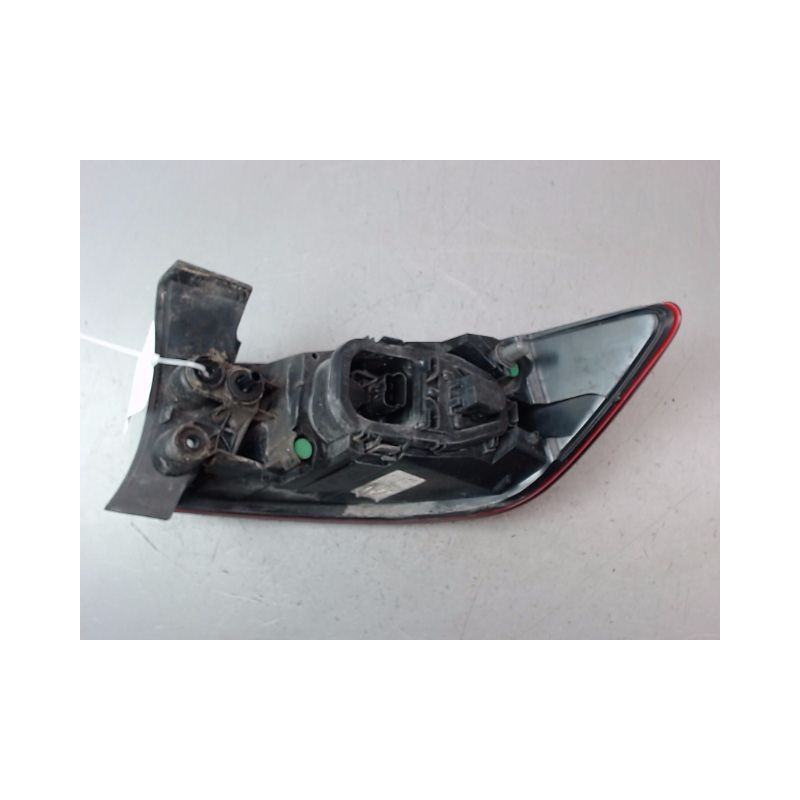 FEU ARRIERE GAUCHE  RENAULT CLIO IV Phase 1 2012-...