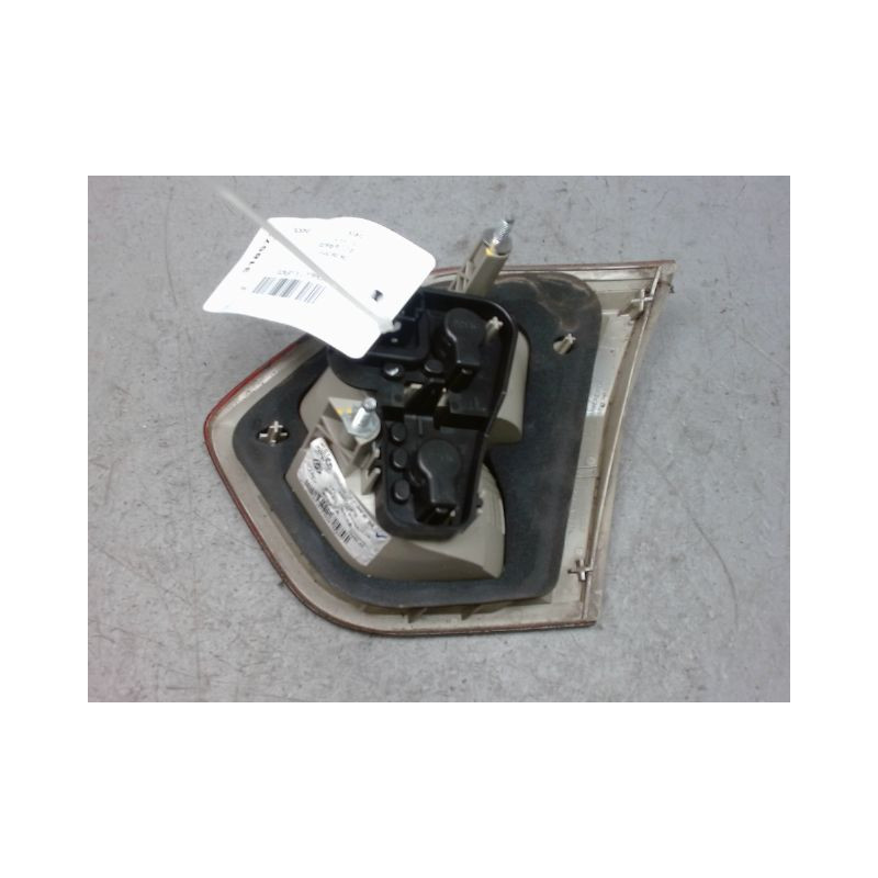 FEU ARRIERE INTERIEUR GAUCHE RENAULT FLUENCE