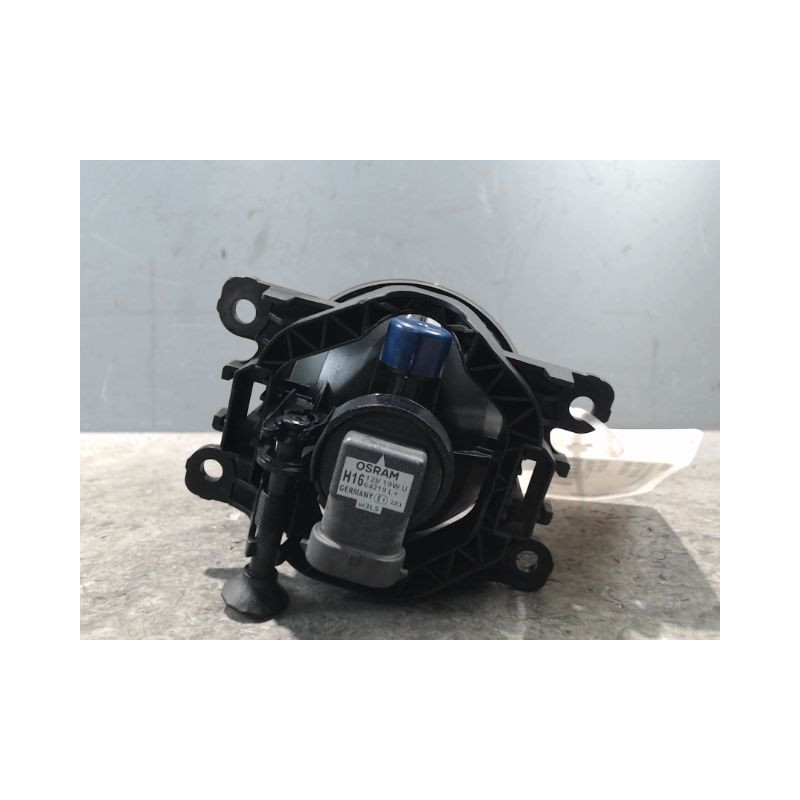 PHARE ANTIBROUILLARD AVANT DROIT RENAULT CLIO IV