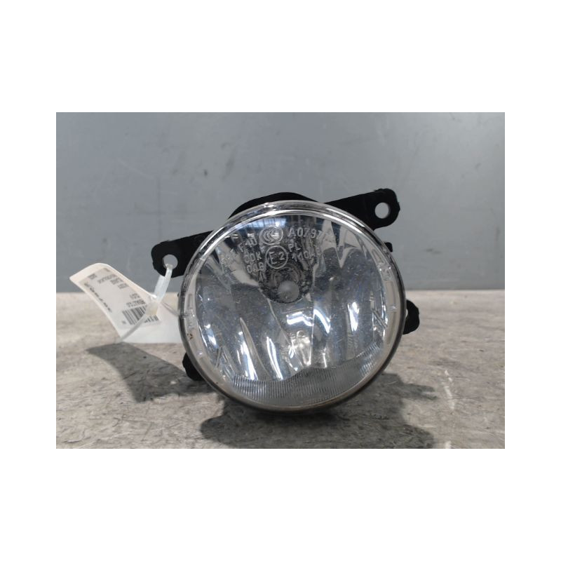PHARE ANTIBROUILLARD AVANT GAUCHE RENAULT CLIO IV