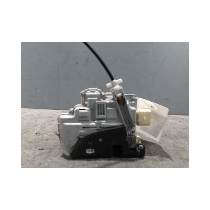 SYSTEME CONDAMNATION AVANT GAUCHE VOLKSWAGEN EOS C-C