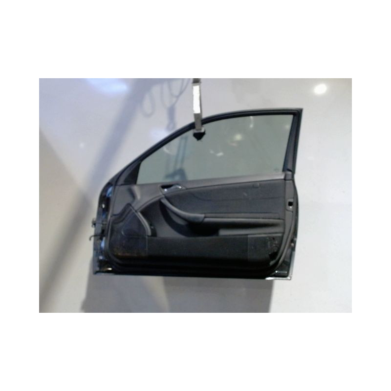 PORTE AVANT DROIT MERCEDES CLASSE C 2004-