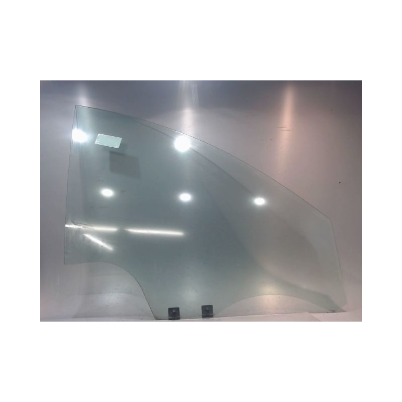 GLACE PORTE AVD DACIA SANDERO