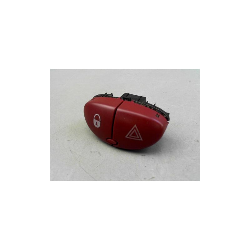 BOUTON DE WARNING PEUGEOT 206 98-09