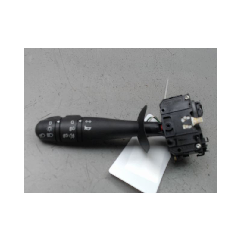 COMMANDE ECLAIRAGE RENAULT TWINGO II Phase 2 2011-2014