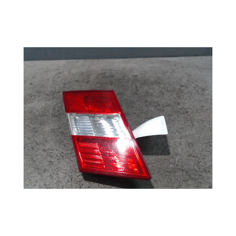 FEU ARRIERE INTERIEUR GAUCHE MERCEDES CLASSE C COUPE SPORT 2004-
