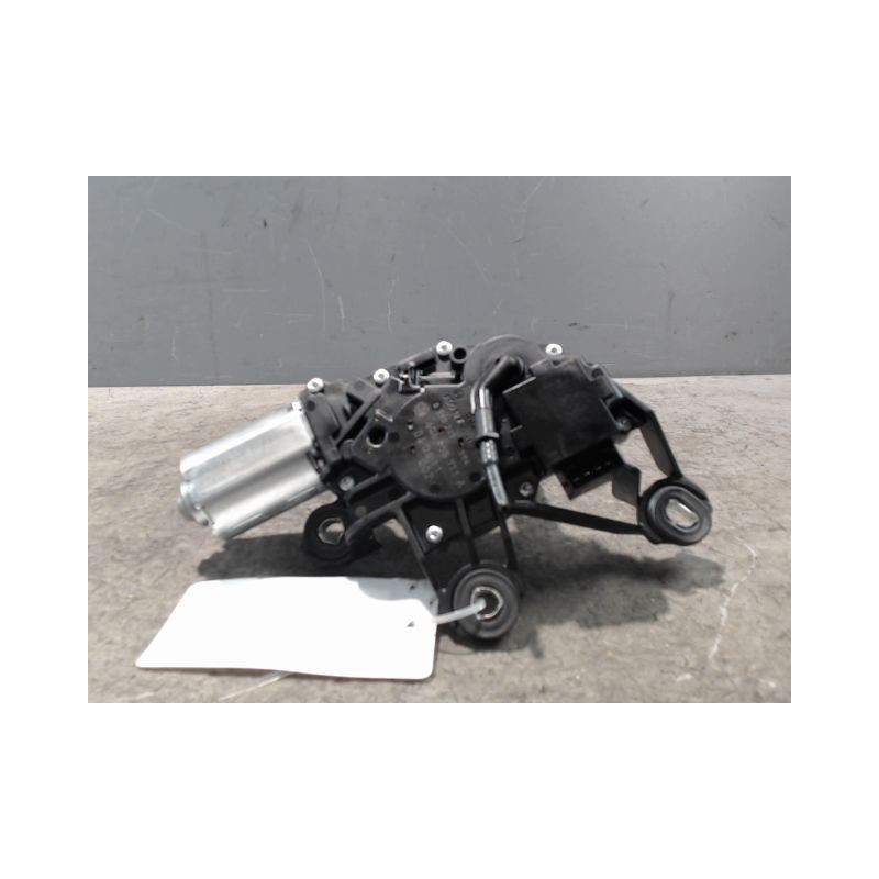 MOTEUR ESSUIE-GLACE ARRIERE VOLKSWAGEN POLO 02-05